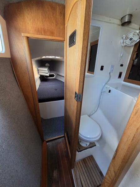 33' 1997 Seawind 1000