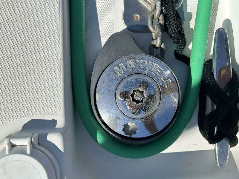 Spirit of Adventure 36ft Carver Yacht For Sale