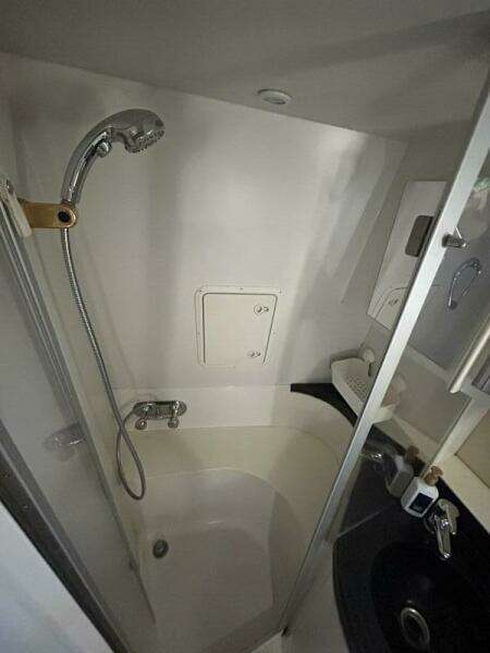 Spirit of Adventure 36ft Carver Yacht For Sale