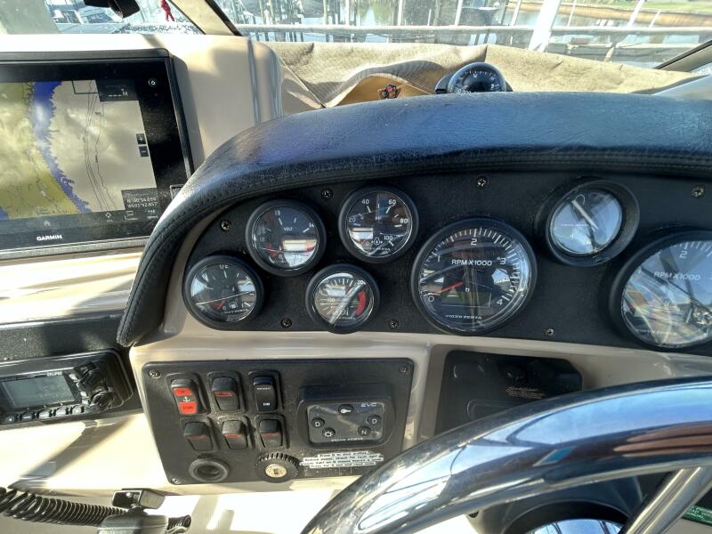 36' 2005 Carver 366 MY