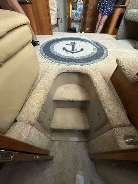 Spirit of Adventure 36ft Carver Yacht For Sale