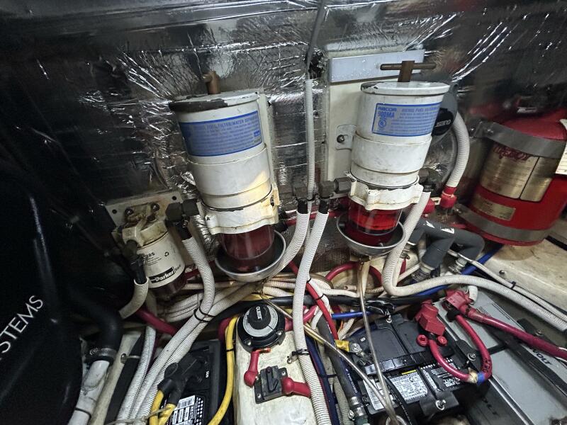 36' 2005 Carver 366 MY