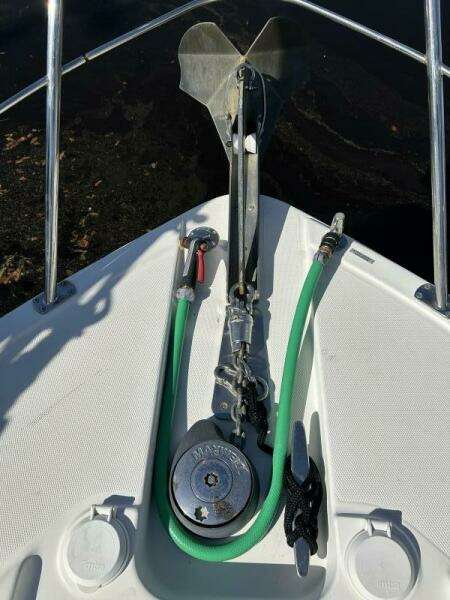 Spirit of Adventure 36ft Carver Yacht For Sale