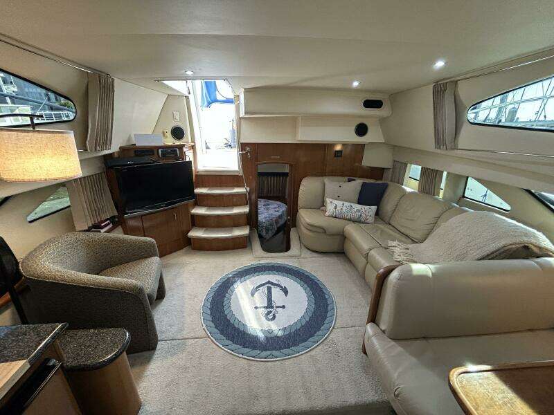 Spirit of Adventure 36ft Carver Yacht For Sale