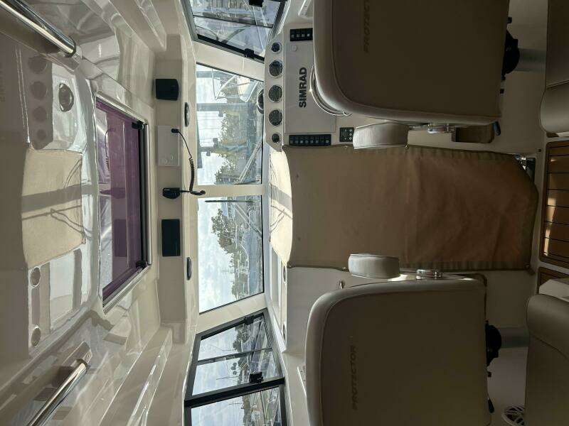 31ft Protector Yacht For Sale