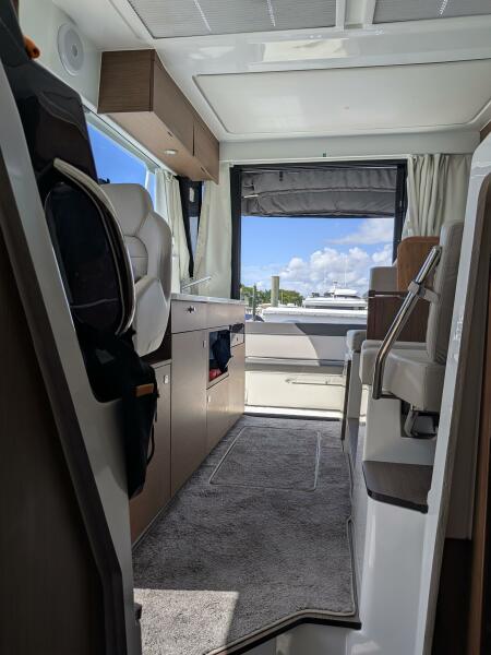2023 Jeanneau NC 1095 Weekender
