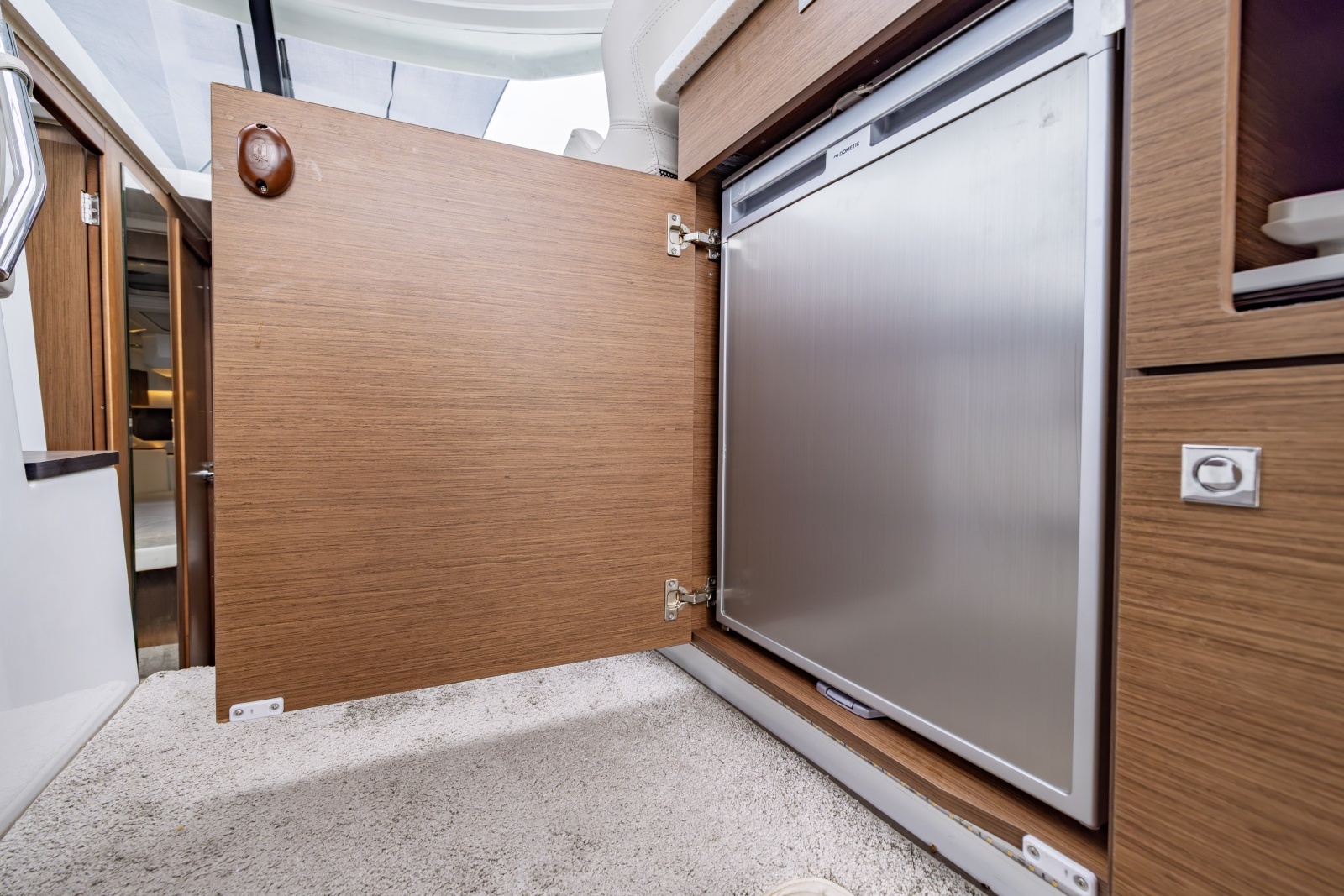 2023 Jeanneau NC 1095 Weekender