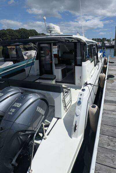 Timeout 34ft Jeanneau Yacht For Sale