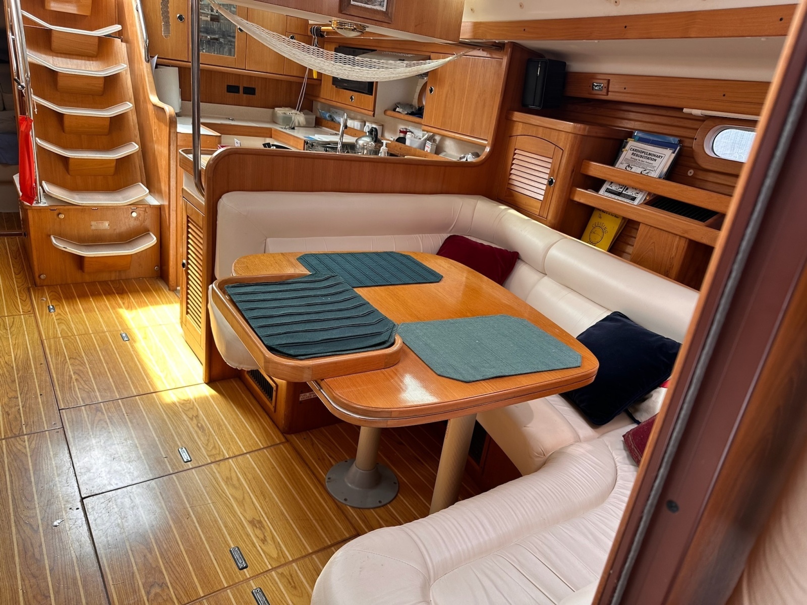 47ft Catalina Yacht For Sale