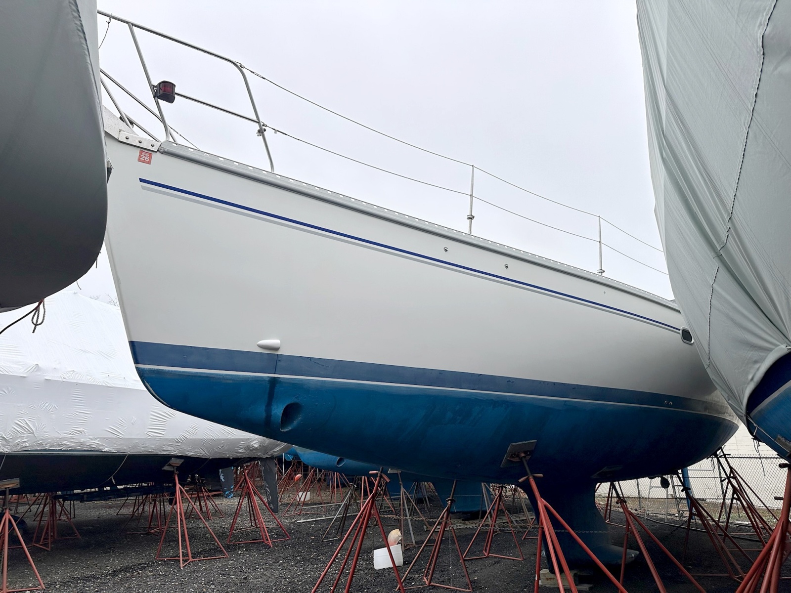 47' 2002 Catalina 470