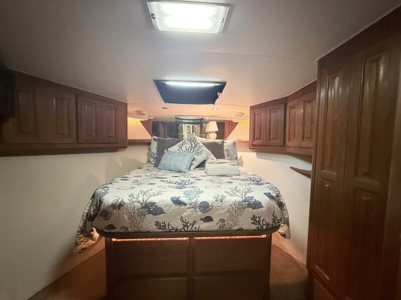 50' 1992 Viking 50 Convertible