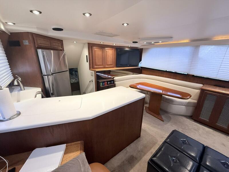 50' 1992 Viking 50 Convertible