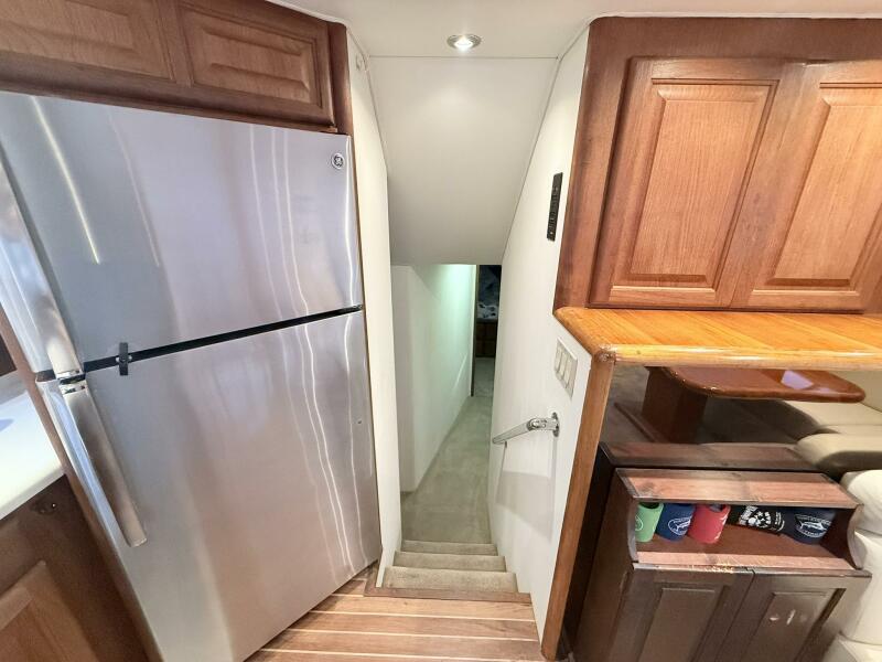 50' 1992 Viking 50 Convertible