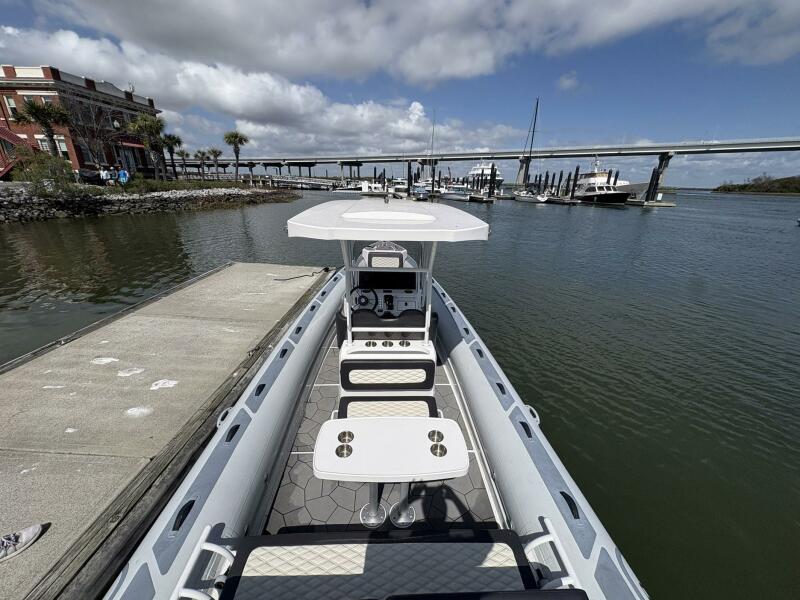 25' 2024 Highfield Sport 760