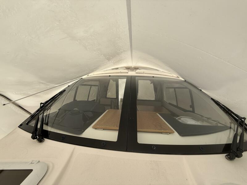 24' 2022 Cutwater C-24