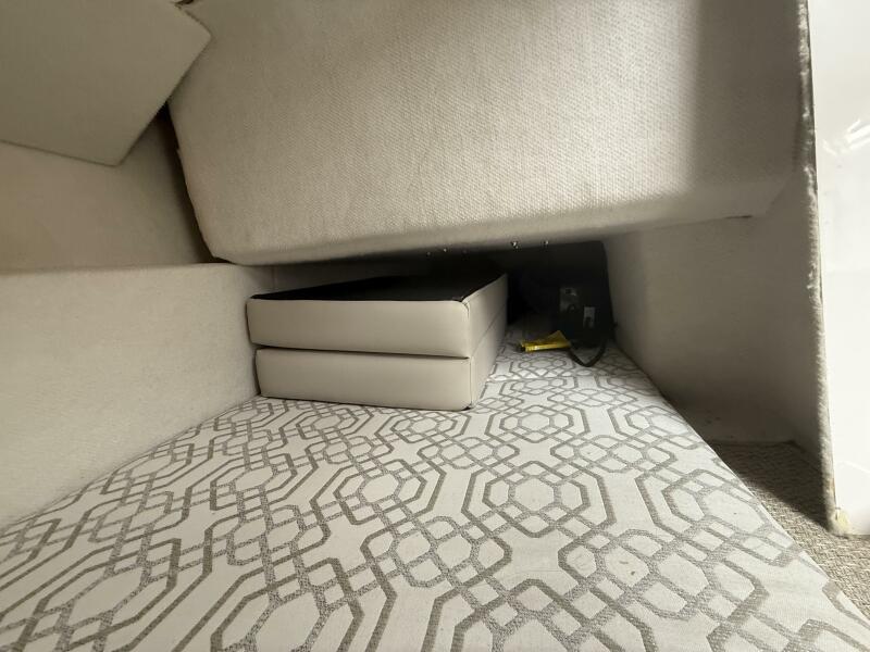 24' 2022 Cutwater C-24