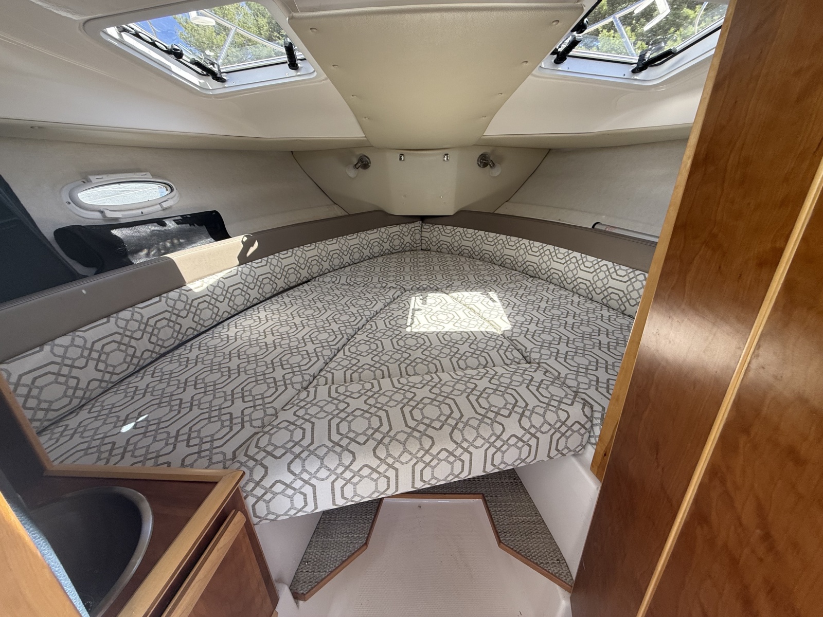 24' 2022 Cutwater C-24
