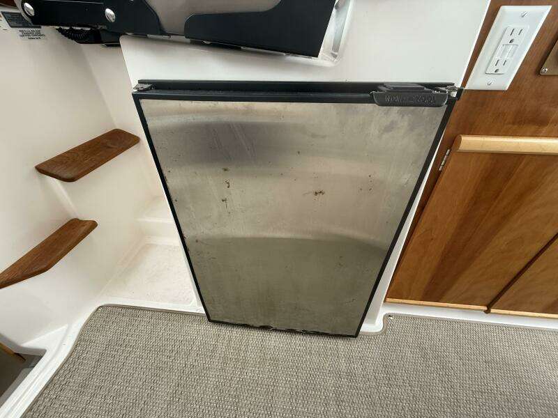 Marlen 24ft Cutwater Yacht For Sale