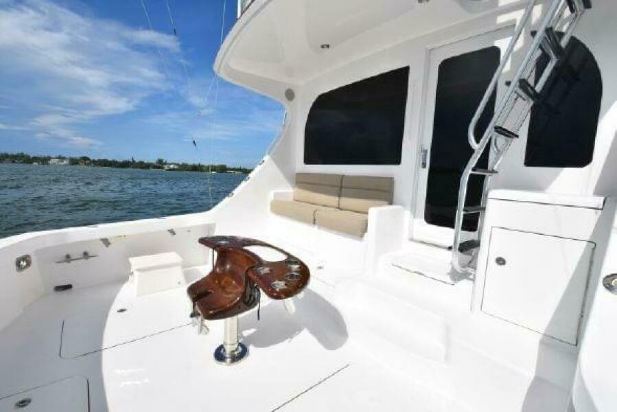 54' 2013 Hatteras GT54