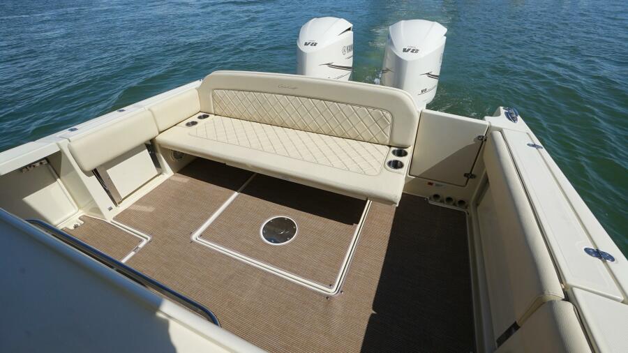 34' 2018 Chris-Craft Catalina 34