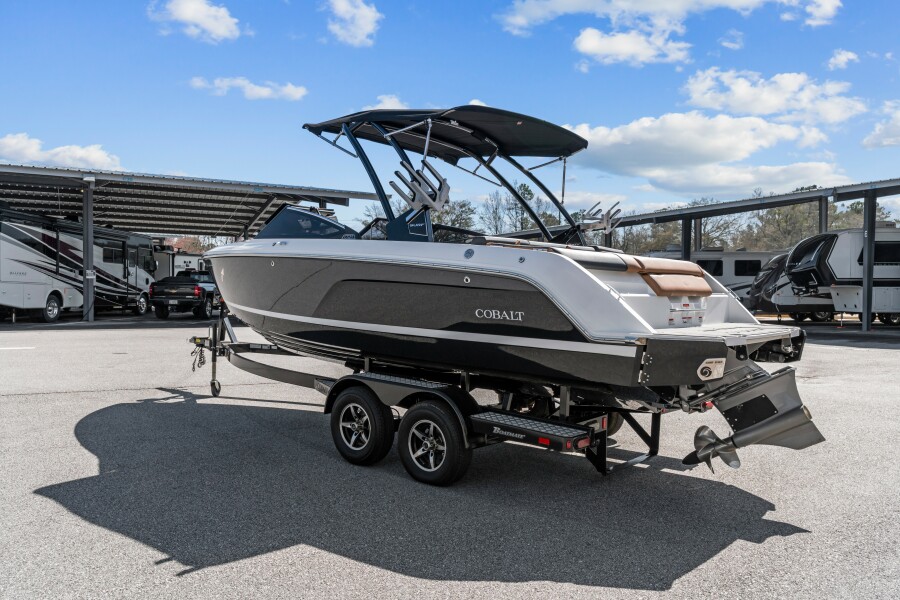23' 2024 Cobalt CS23 Surf