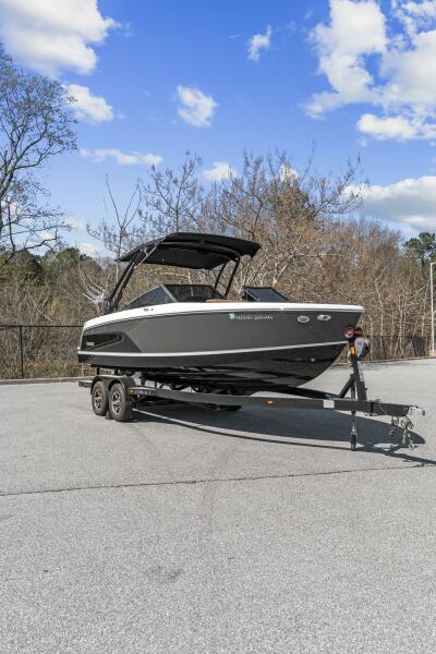 23' 2024 Cobalt CS23 Surf