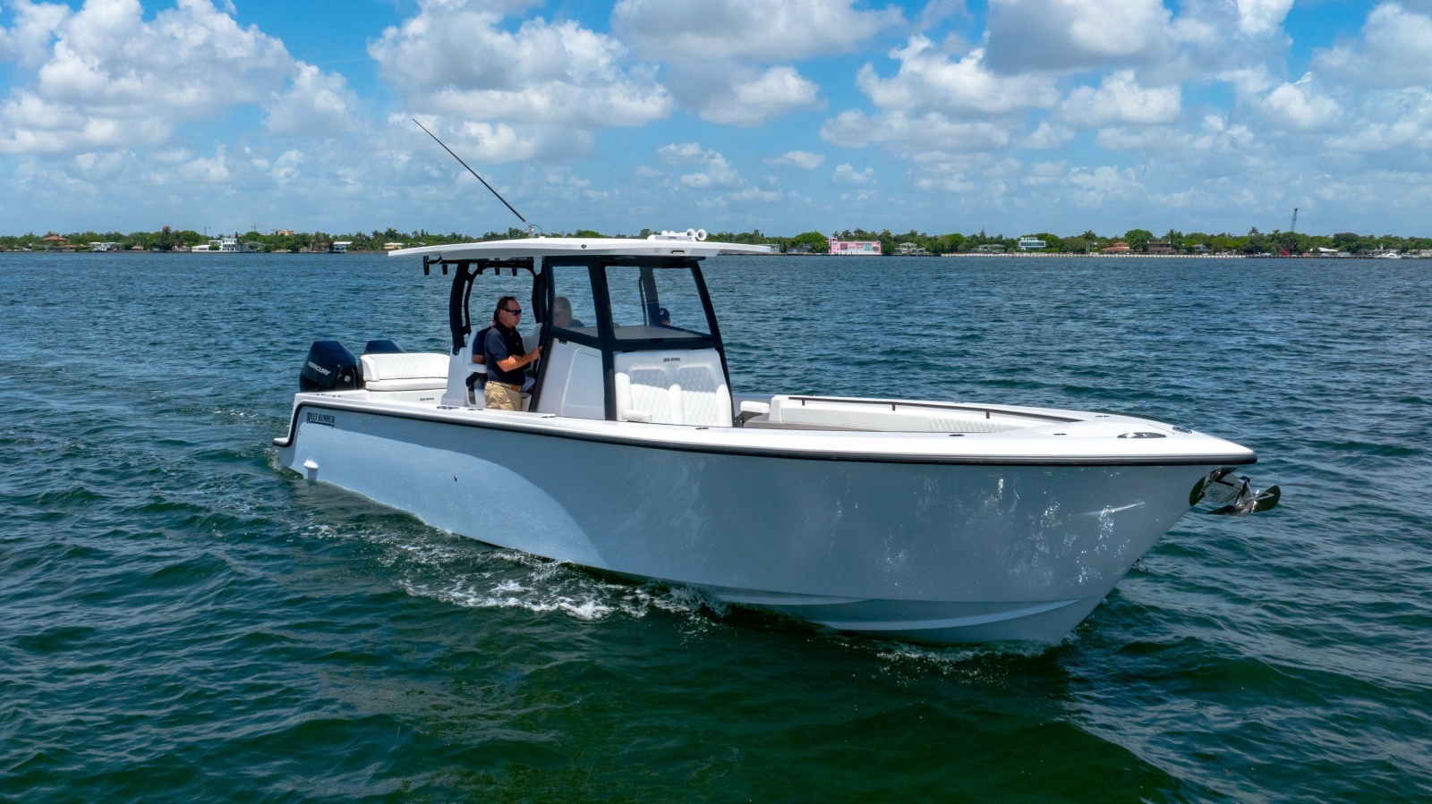 2027 Reef Runner 340