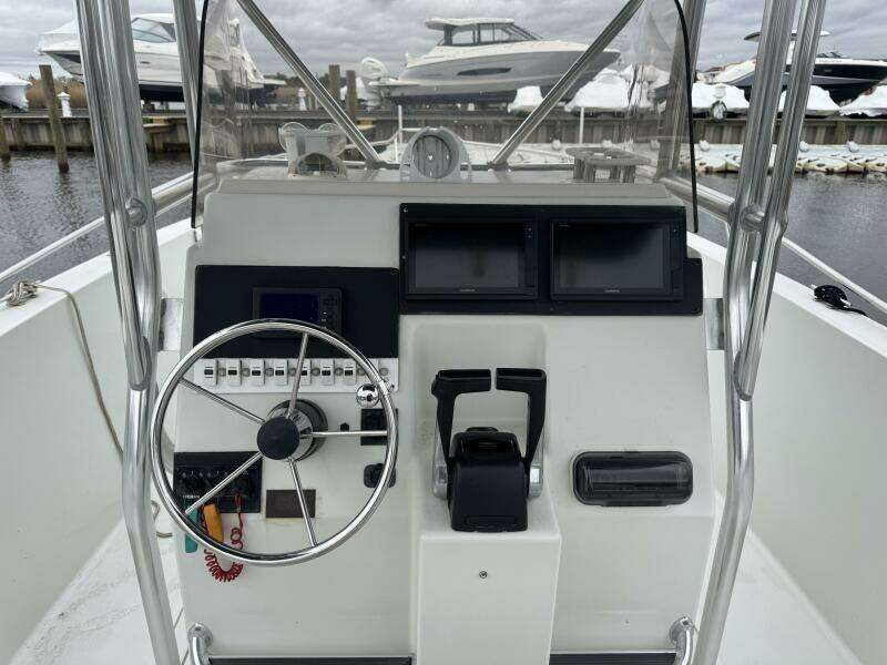 27ft Stamas Yacht For Sale