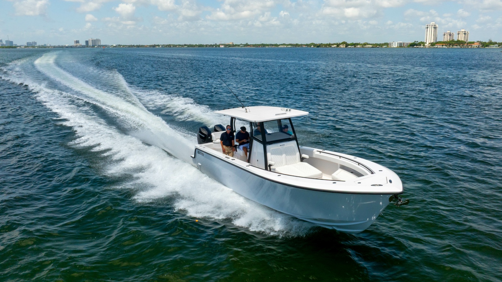 2027 Reef Runner 340