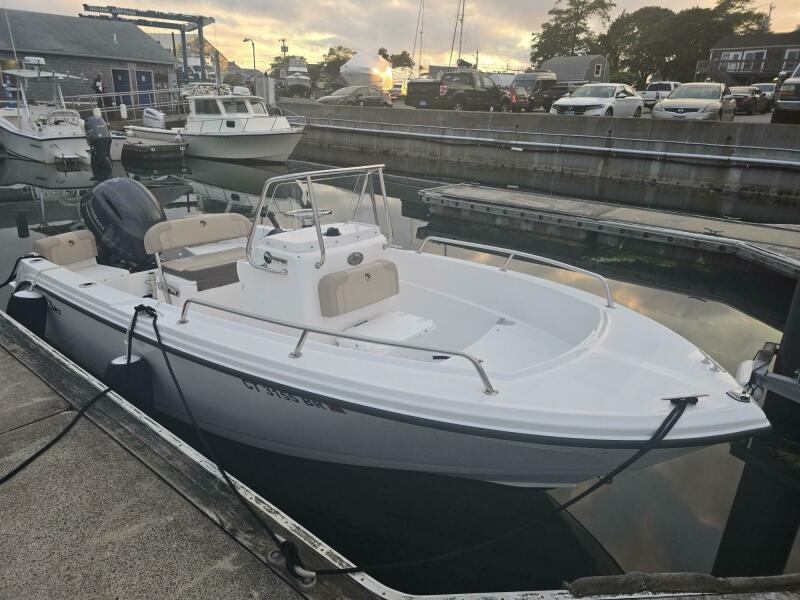 17' 2024 Edgewater 170CC