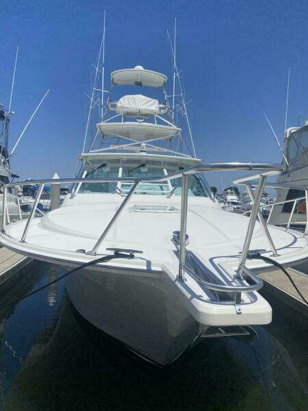 40' 2006 Cabo 40 Express