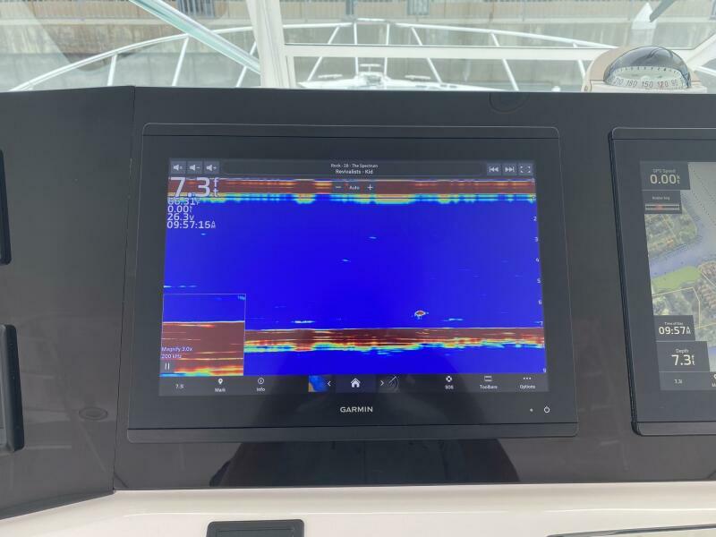 40' 2006 Cabo 40 Express