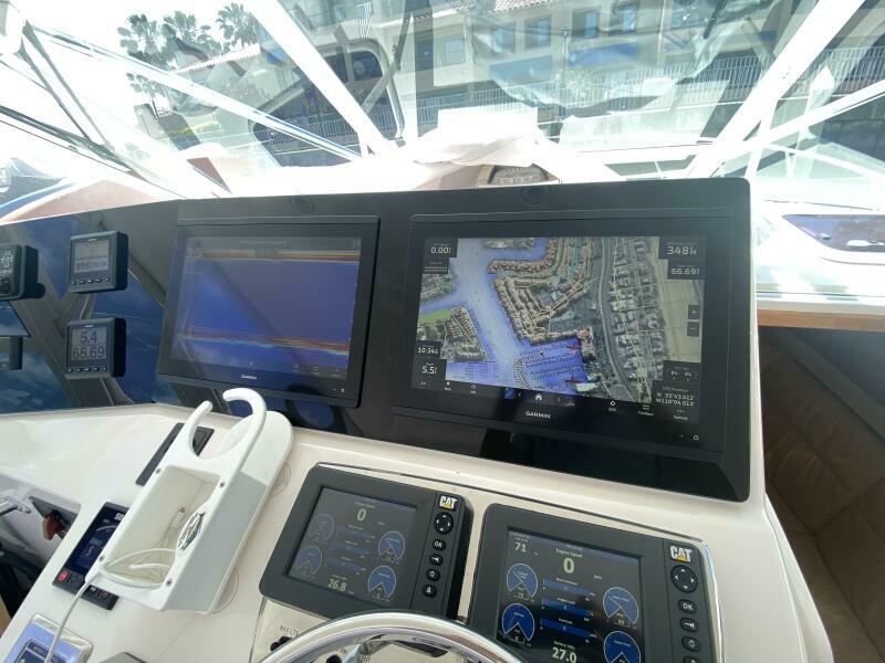 40' 2006 Cabo 40 Express