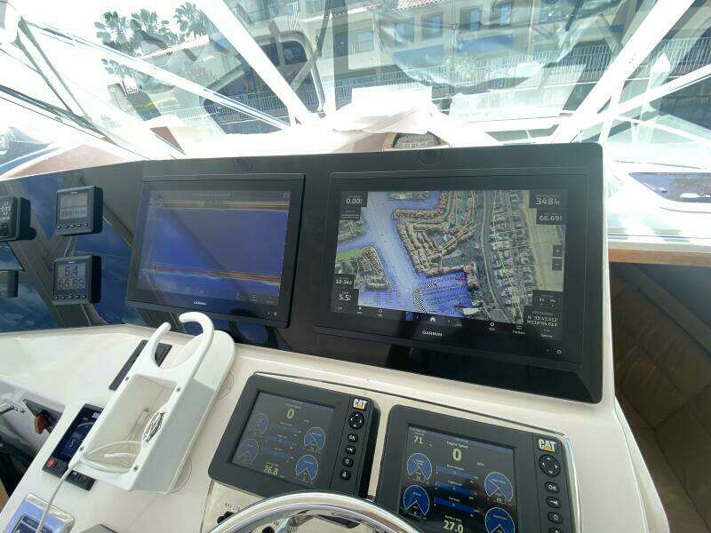 2006 Cabo 40 Express - BUZZ CATCHER