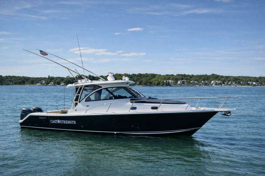 Cast Strength 36ft Pursuit Yacht For Sale