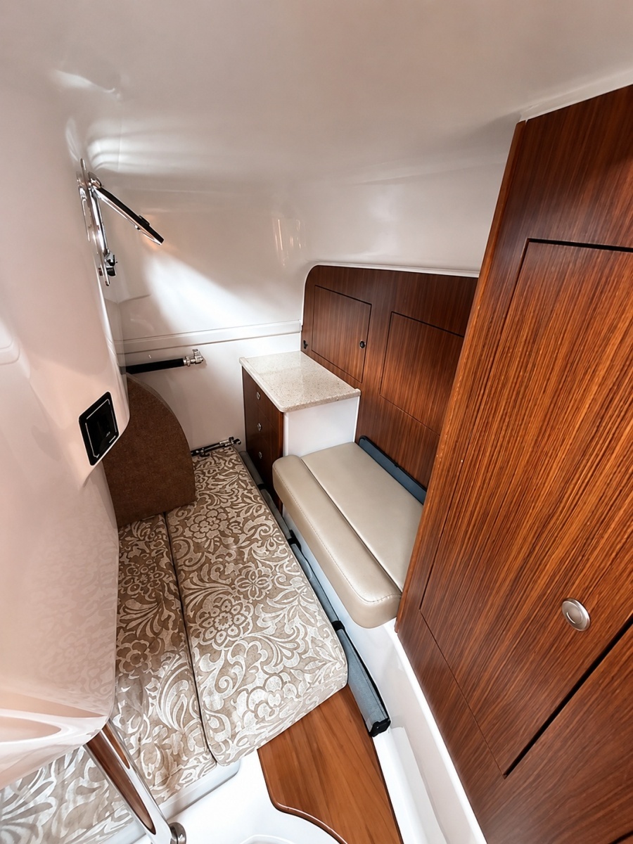 Cast Strength 36ft Pursuit Yacht For Sale