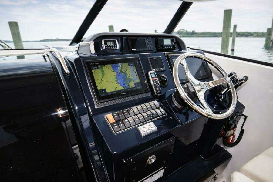 Cast Strength 36ft Pursuit Yacht For Sale