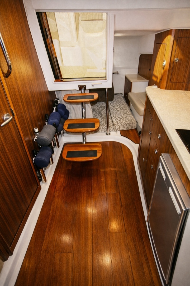 Cast Strength 36ft Pursuit Yacht For Sale