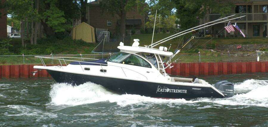 Cast Strength 36ft Pursuit Yacht For Sale