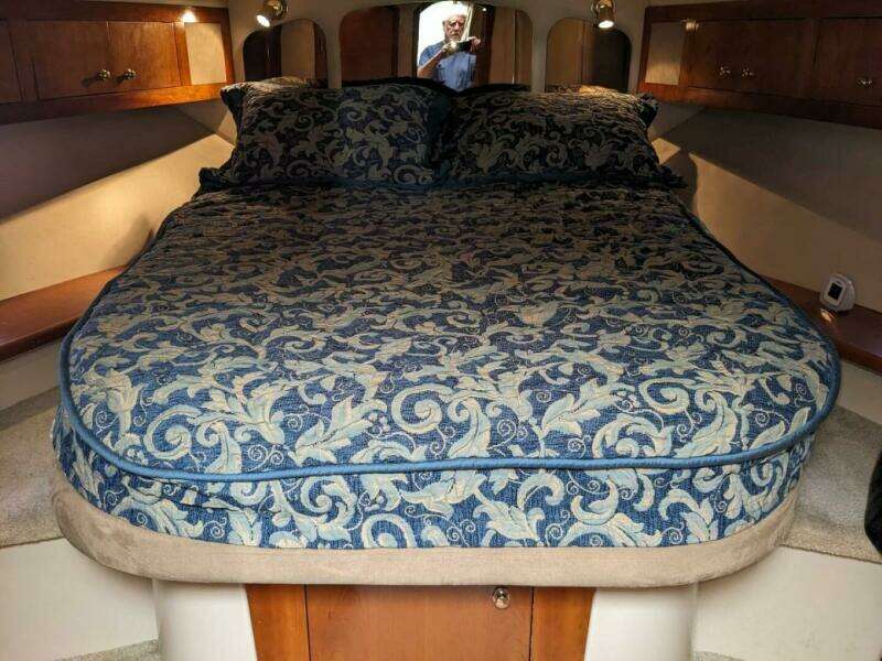 Escape Key 39ft Cruisers Yachts Yacht For Sale