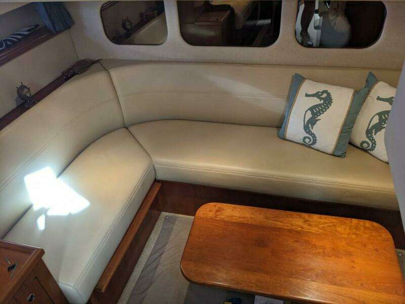 Escape Key 39ft Cruisers Yachts Yacht For Sale