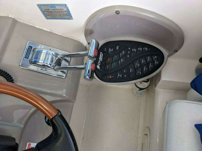 Escape Key 39ft Cruisers Yachts Yacht For Sale