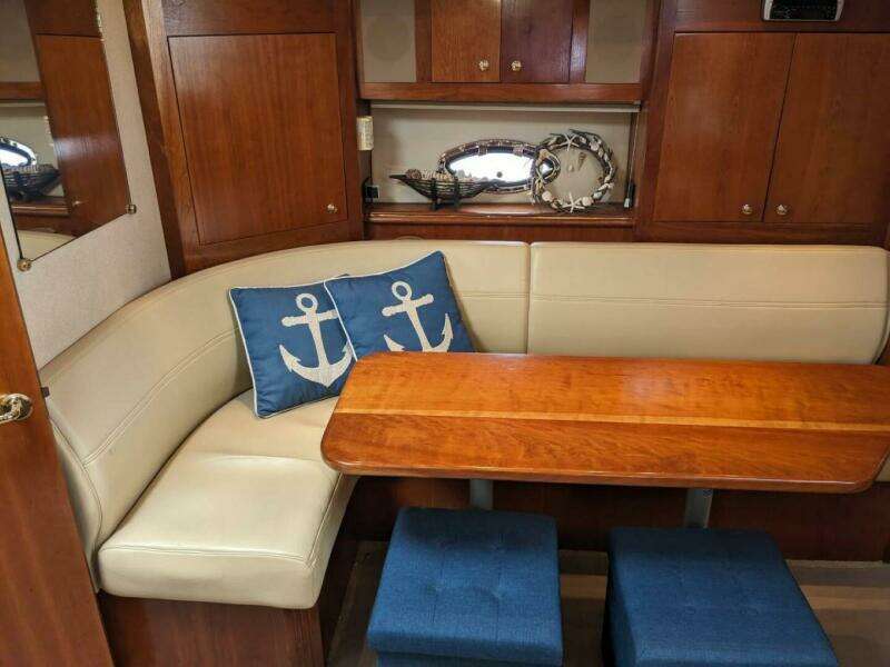 Escape Key 39ft Cruisers Yachts Yacht For Sale