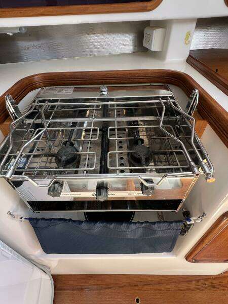 Relentless 31ft Sydney Yacht For Sale