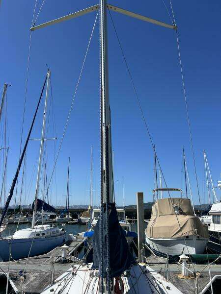 Relentless 31ft Sydney Yacht For Sale