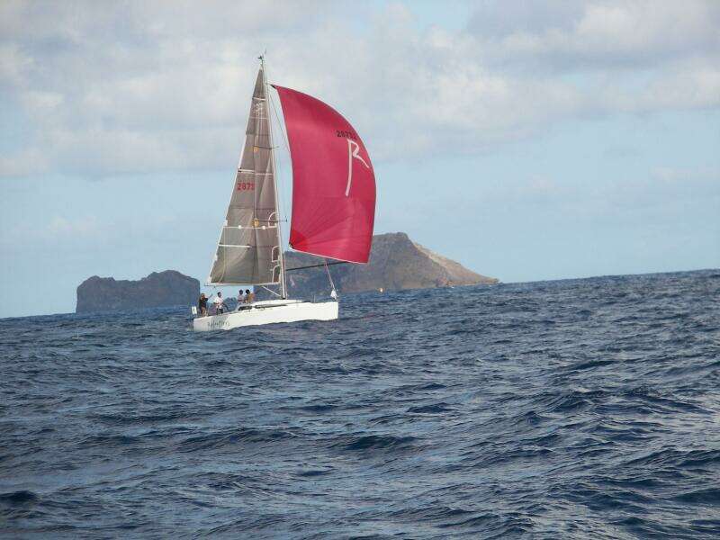 Relentless 31ft Sydney Yacht For Sale
