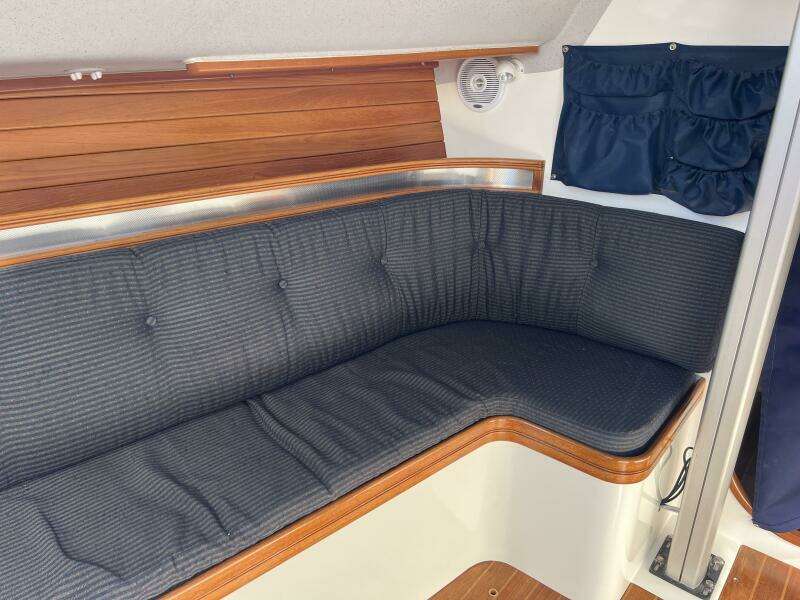 Relentless 31ft Sydney Yacht For Sale
