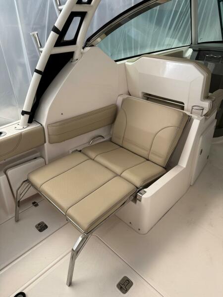 29' 2017 Pursuit DC 295