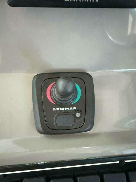 29ft Pursuit Yacht For Sale