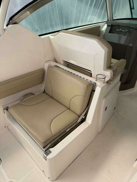 29ft Pursuit Yacht For Sale